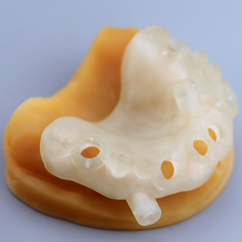 Фотополимерная смола Gorky Liquid Dental Surgical, прозрачная желтая (1 кг)